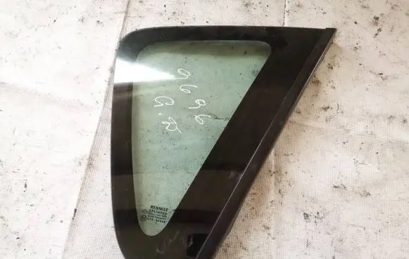 Renault Scenic II - Grand scenic II Rear side window as2
