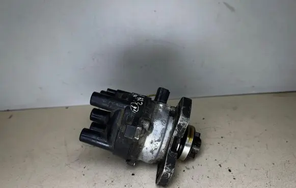 Mazda 323 Spark distributor T2T52371 BP01 9722R4