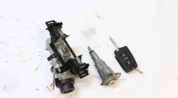 Seat Ibiza V (KJ) Ignition lock 1K0905851