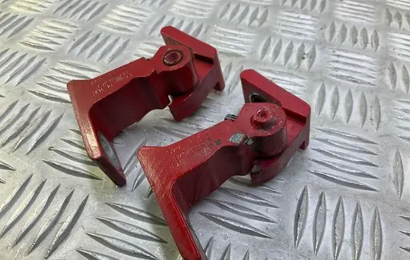 Audi A5 Sportback 8TA Front door hinge set 8K0831402E 8K0831402B