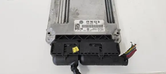 Volkswagen Transporter - Caravelle T5 Engine control unit/module 070906016BA 0281011664
