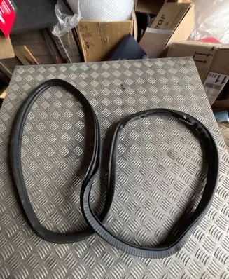 BMW 5 G30 G31 G38 Rear door rubber seal (on body)