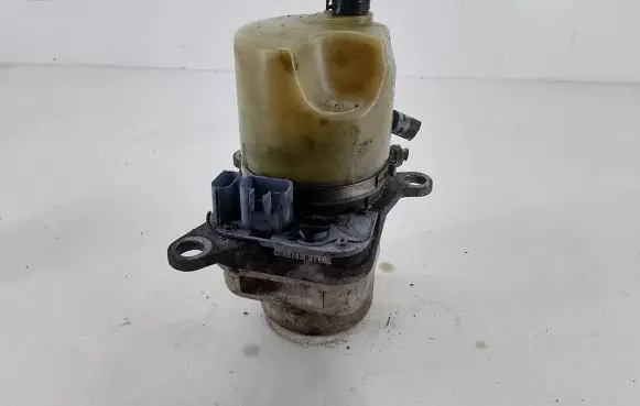 Volvo S40 Power steering pump 4N51-3K514-DS