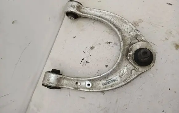 BMW 5 F10 F11 Front upper control arm/wishbone 2284979