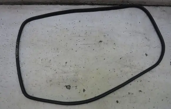 Suzuki SX4 S-Cross Rubber seal rear door KRIS235789