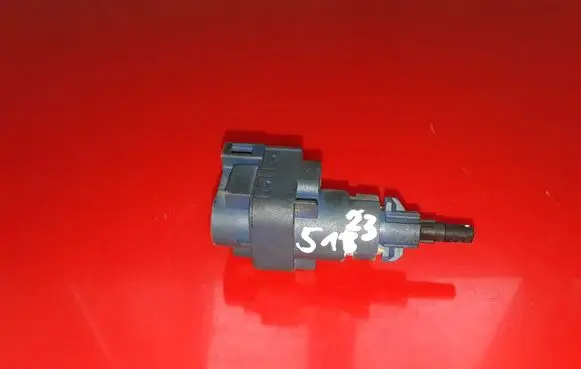 Volkswagen Polo V 6R Brake pedal sensor switch 6Q0927189