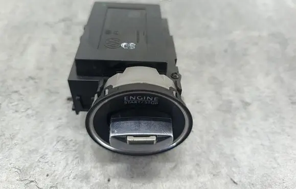Volkswagen PASSAT B6 Ignition lock 3C0905843Q