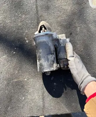 Mercedes-Benz E W124 Starter motor 0001107037