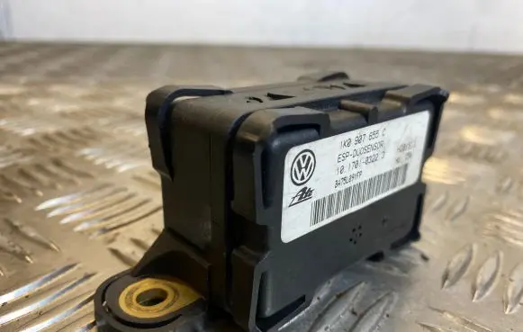 Volkswagen Touran I ESP acceleration yaw rate sensor 1K0907655C BA75L09YFP 10170103223