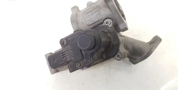 Volkswagen Jetta V EGR valve 03G129637A 03G131501N 03G131502