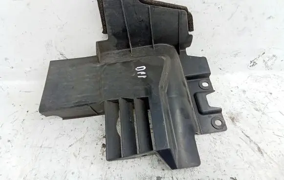 Nissan Qashqai Radiator trim 62822BR30A