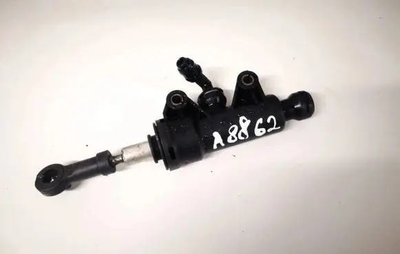 Clutch master cylinder