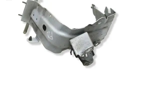 Audi Q7 4M Fender mounting bracket 4M0821138B