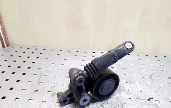 Volkswagen Touareg I Generator/alternator belt tensioner 059145201F