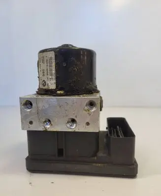 BMW X3 E83 ABS Pump 6759045