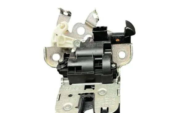 Audi A1 Tailgate/trunk/boot lock/catch/latch 8R0827505