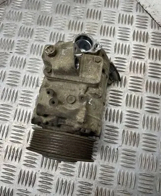 Land Rover Discovery 3 - LR3 Air conditioning (A/C) compressor (pump) 4471808382 JPB000183 05G02082