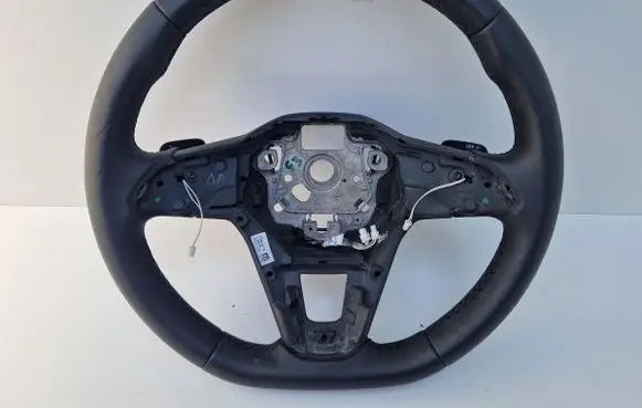 Volkswagen Golf VII Steering wheel