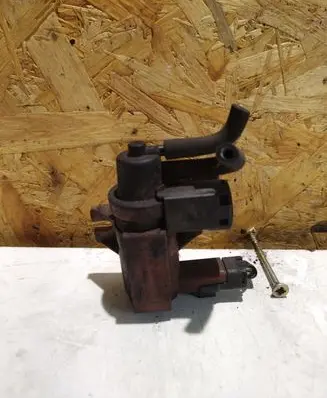 Ford S-MAX Vacuum valve 