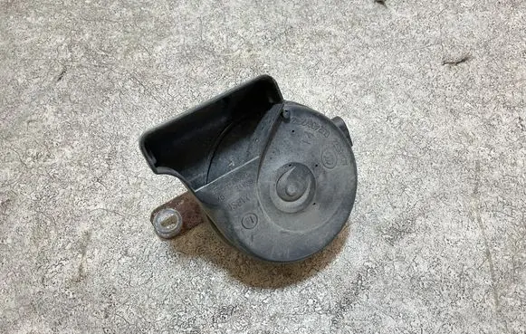 Skoda Octavia Mk3 (5E) Horn signal AM80SR E355307 0055307