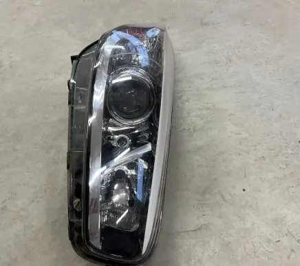 KIA Ceed Headlight/headlamp 92102A2XXX