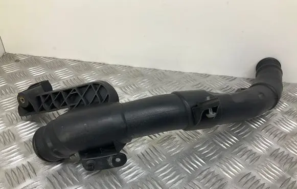 Audi Q3 8U Intercooler hose/pipe 5N0145840H