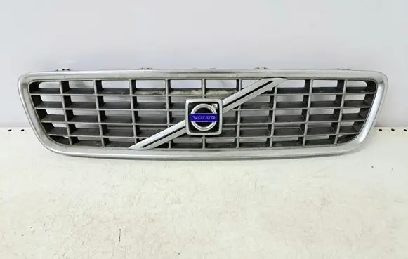 Volvo S80 Front bumper upper radiator grill