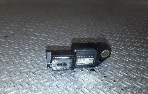 Ford Focus Air pressure sensor 9639027480