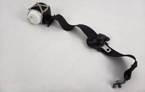 BMW 3 E92 E93 Front seatbelt 34078320