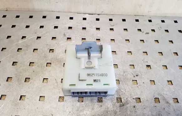 Subaru Forester SG Door central lock control unit/module 88251SA000