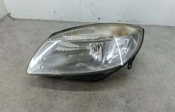 Skoda Fabia Mk2 (5J) Headlight/headlamp 24783100
