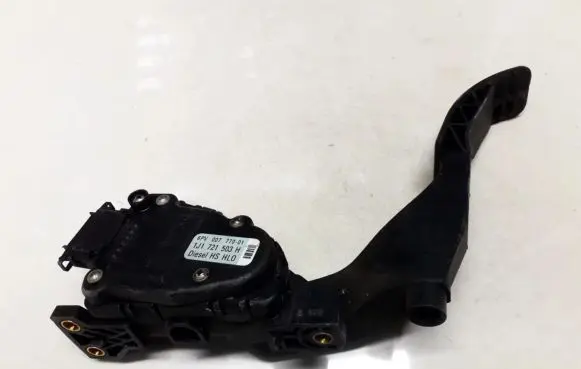 Volkswagen Golf IV Accelerator throttle pedal 1j1721503h 6pv00777001