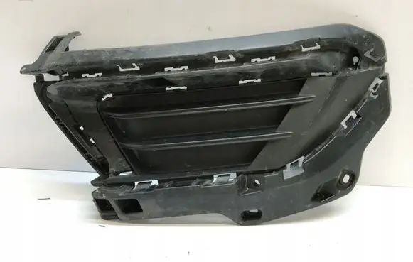 KIA Sportage Front bumper lower grill 86564R2000