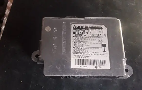 Renault Megane II Airbag control unit/module 8200280996