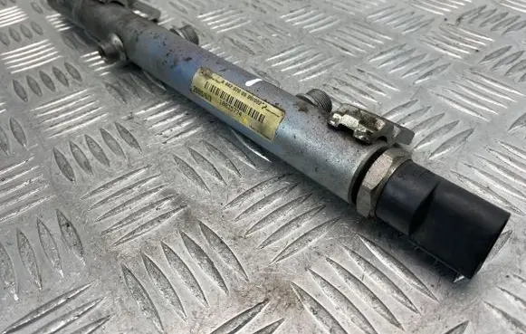 Fuel main line pipe