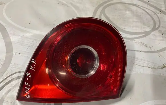 Volkswagen Golf V Tailgate rear/tail lights