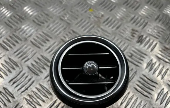 Mercedes-Benz GLC X253 C253 Dash center air vent grill A2058304604 53210