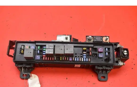 Tesla Model S Fuse box set 103440500D