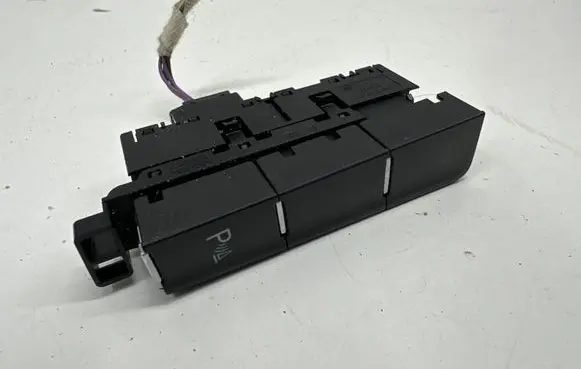 Volkswagen Golf VII Parking (PDC) sensor switch 5G1927238E