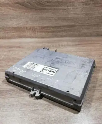 Renault Laguna I Engine control unit/module ECU hom7700860316 7700864485 s101727104b