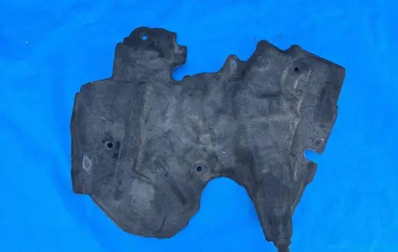 BMW 1 F20 F21 Heat shield in engine bay 8514329