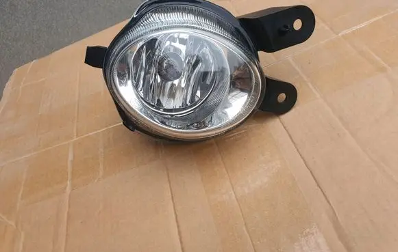 Lexus IS 220D-250-350 Front fog light 812200W031