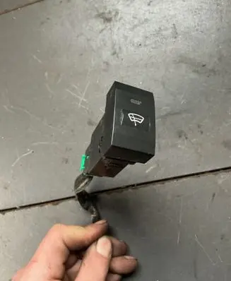 KIA Sorento Windscreen/window heater switch 864w03000