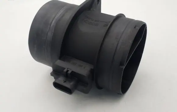 Volkswagen Touran II Mass air flow meter 03L906461A 0281002956