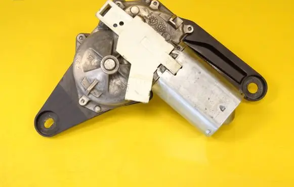 Renault Clio II Rear window wiper motor 