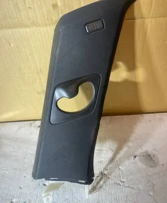 BMW X5 E70 (C) pillar trim 37129755