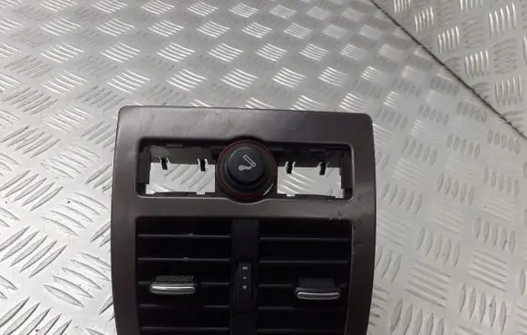 Audi A6 S6 C5 4B Dash center air vent grill 4B0819203E