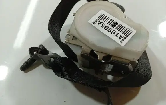 Opel Signum Rear seatbelt 09185618n