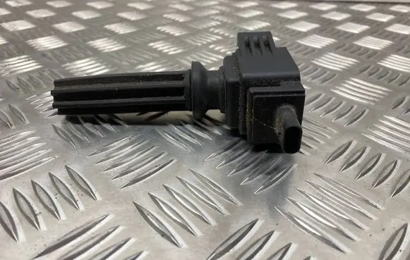Ford Escape III High voltage ignition coil CM5E12A366BC