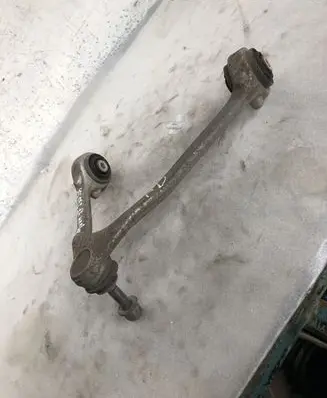 Jaguar XF X250 Front lower control arm/wishbone